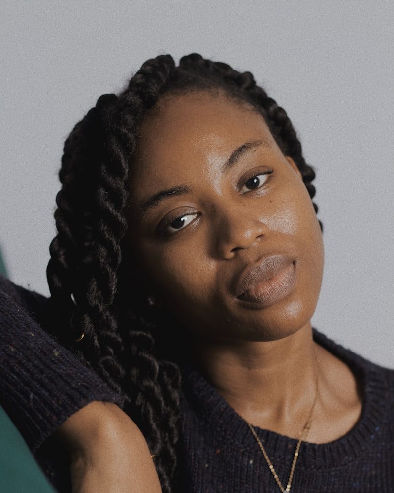 Box Braids, jumbo, Porträt von vorn